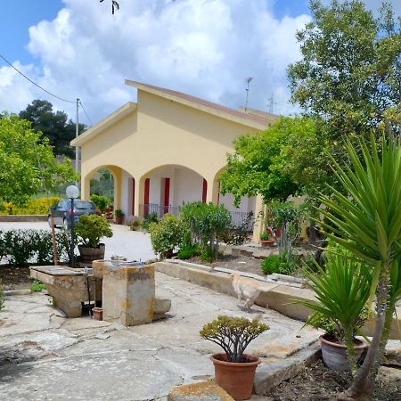 Villa Lada Santa Ninfa Luaran gambar